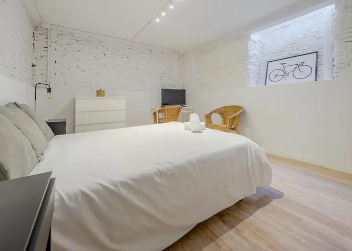 Modern Apt Para 7Pax En Chamberi-Ponzano