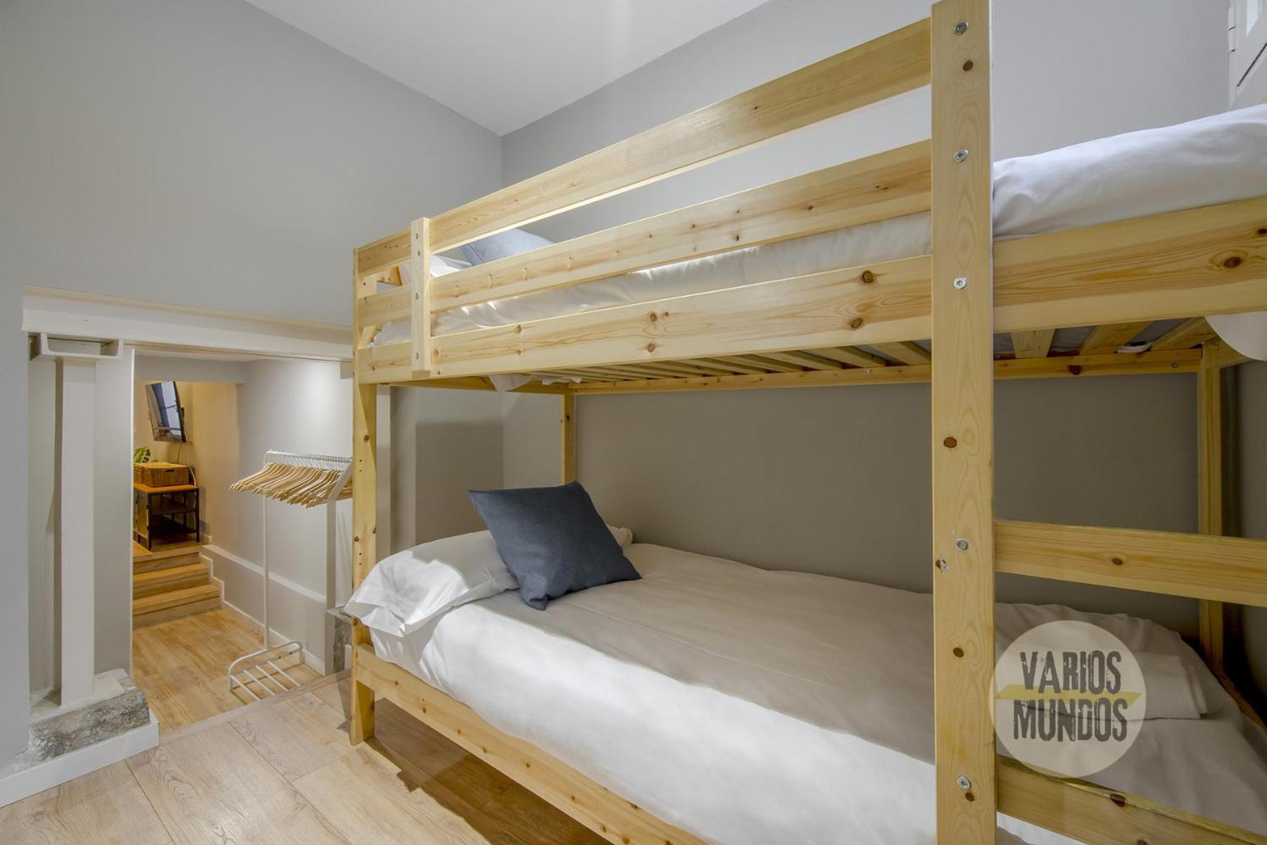 Modern 7pax En Chamberi-ponzano Appartamento