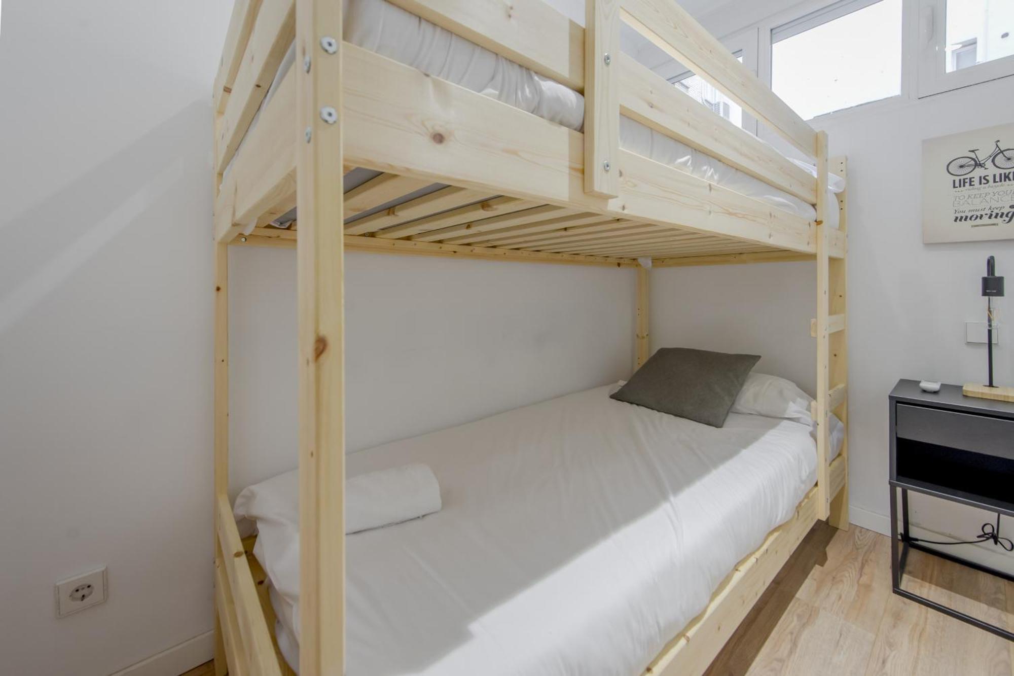 Modern 7pax En Chamberi-ponzano Appartamento Madrid