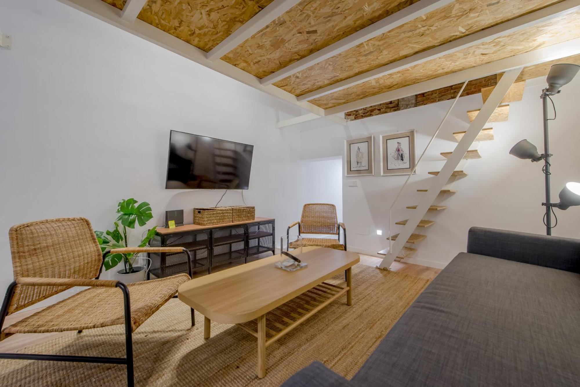Modern 7pax En Chamberi-ponzano Appartamento