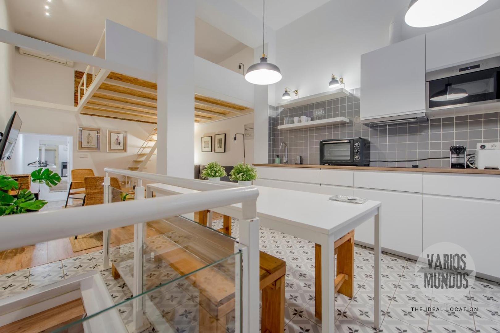 Apartamento Palacio Escondido Para 8 En Castillo 5 Madrid